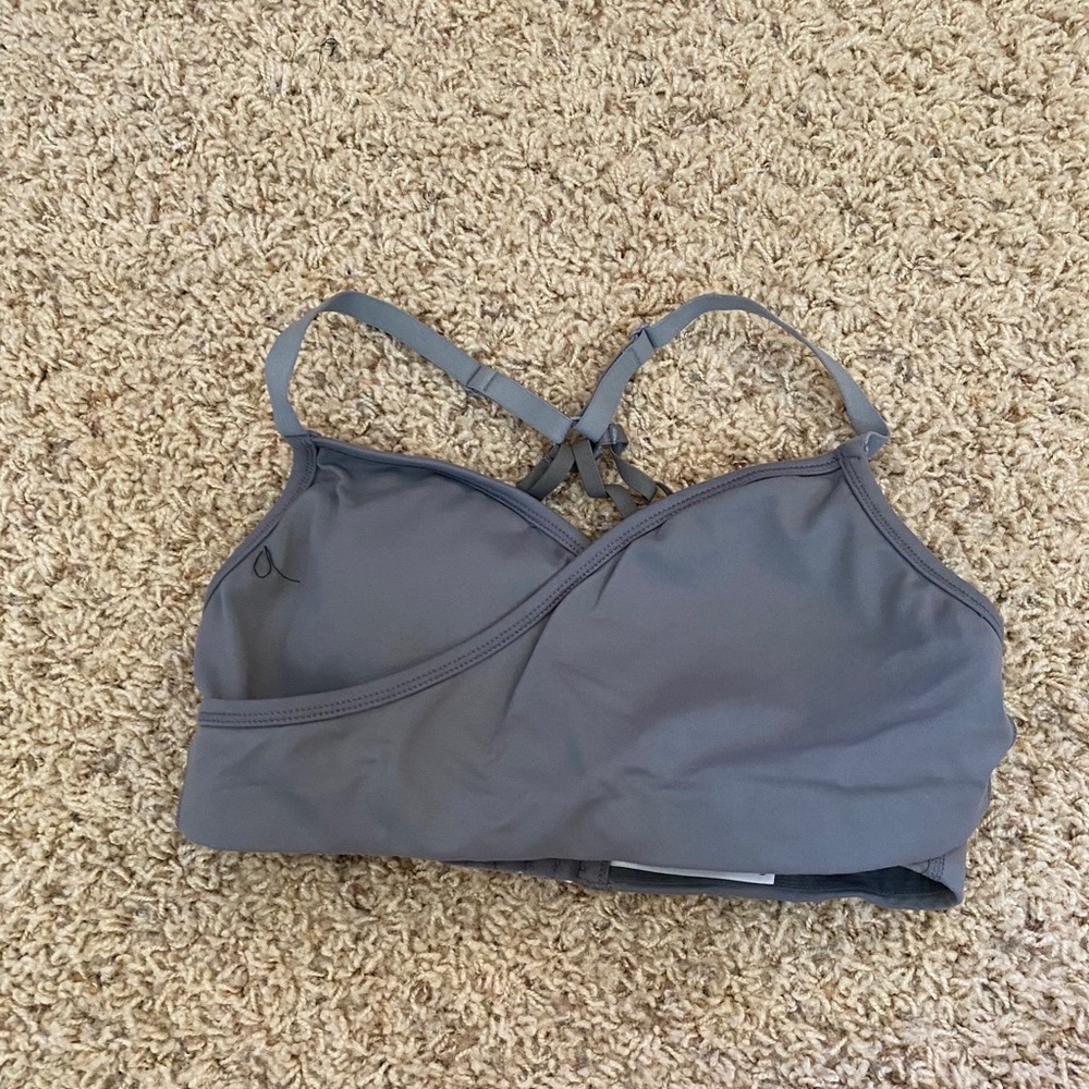 Alphalete wraparound sports bra